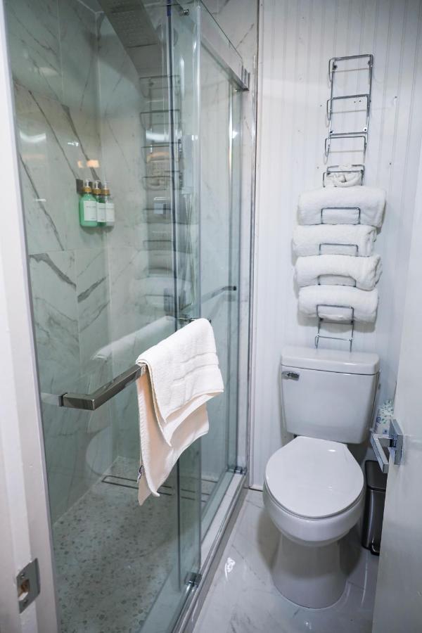 Searenity By The Sea - Luxury & Romance Await Surfside Beach Екстериор снимка